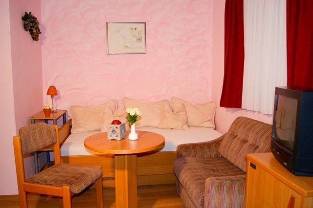 Hotel Schonunger Bucht Waigolshausen ภายนอก รูปภาพ